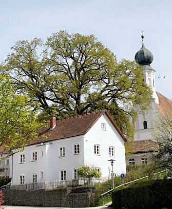 Ortenburg House | Highly Rated Family Stay at Zauberhaftes Haus in Ortenburg