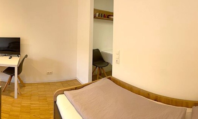Zweibruecken Apartment | Cozy Apartment in Zweibrücken with Kitchen and Breakfast