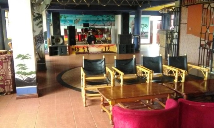 Bondo Hotel | Discover Zebra Resort And Spa: Family-Friendly Escape