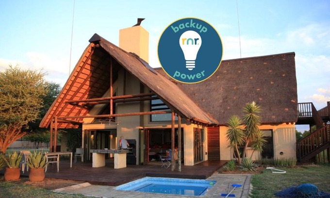 Leeupoort House | Family-Friendly Zebula House with Pool & Hot Tub Bliss