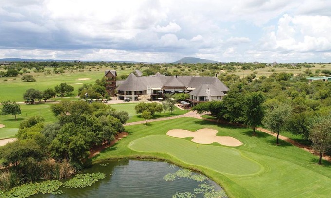 Leeupoort Resort | Discover Zebula Golfers Lodge: Spa & Ocean View Retreat
