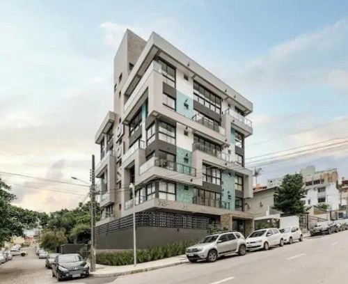 Agronomica Apartment | Discover ZEE Studios: Oceanfront Retreat Near Beira-Mar