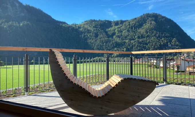 Radfeld Apartment | Relax at Zeit.Glück Appartements with Oceanfront Views