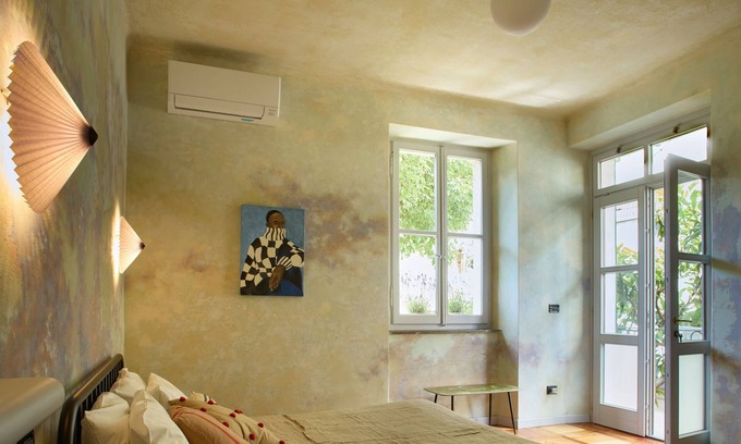 Udine Apartment | Zelda. In the center of Udine charming apartment of 1930s architecture.