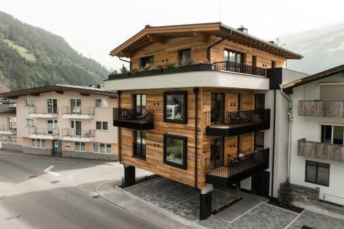 Zell am Ziller Apartment | Family-Friendly Escape at Zellrooms - Guest Rated 9.4/10
