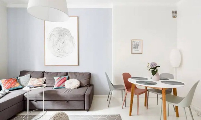 Alppiharju Apartment | Trendy Zen Apartment with Garden in Kallio Neighborhood