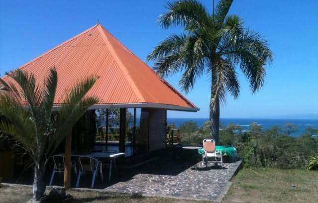 Manzanillo House | Pet-Friendly Zen Bungalow with Breathtaking Ocean Views