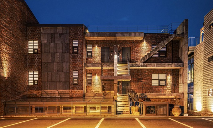 Andeok Hotel | Tranquil Escape at Zen Hideaway, Jeju - Rated 9.6/10