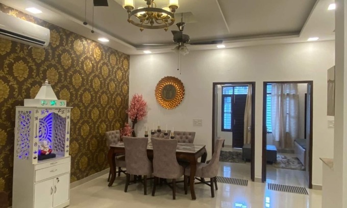 Phase 5 Apartment | Family-Friendly Stay at Zenith House for Memorable Trips