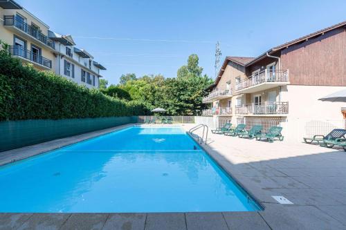 Evian-les-Bains Hotel | Tranquil Retreat at Zenitude Hôtel-Résidences Les Terrasses