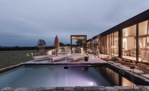 St Fillans House | Discover Zensi Retreat: Family-Friendly with Pool & Hot Tub