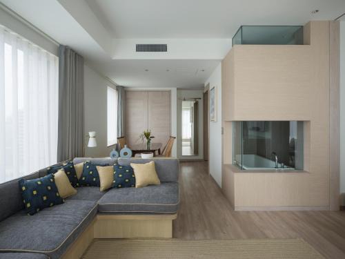 Shinchi Hotel | Experience Excellence at Zentis Osaka - 5-Star Comfort