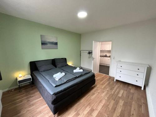 Heilbronn Apartment | Central 3-Room Apartment with Parking for Family Getaways