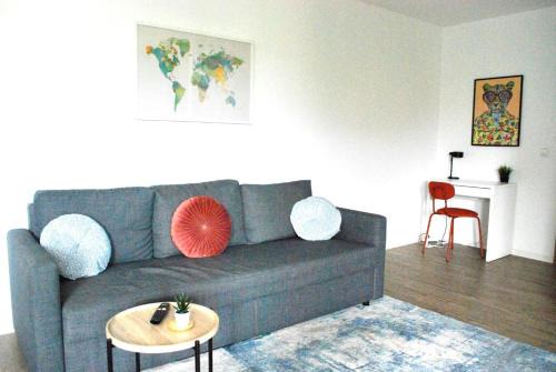 Cottbus Apartment | Modern Studio Near University with Balcony & Parking