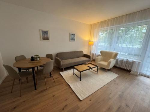 Golzheim Apartment | Central Düsseldorf Apartment Steps from Messe & Rhein