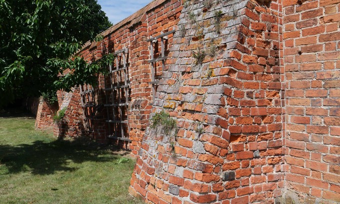 Lehnin Hotel | Accessible Comfort at Zentrum-Kloster-Lehnin - Rated 9.2/10