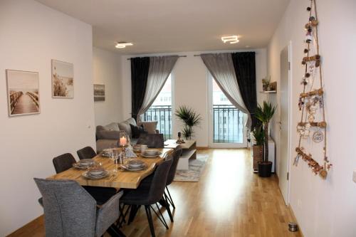Reudnitz-Thonberg Apartment | Experience Excellence at Zentrum Residenz - Family Friendly Stay
