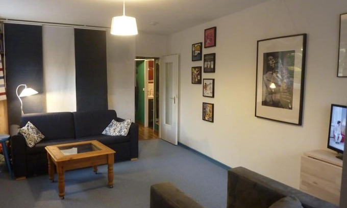 Volksdorf Apartment | Stylish Apartment Near U-Bahn in Zentrum Volksdorf