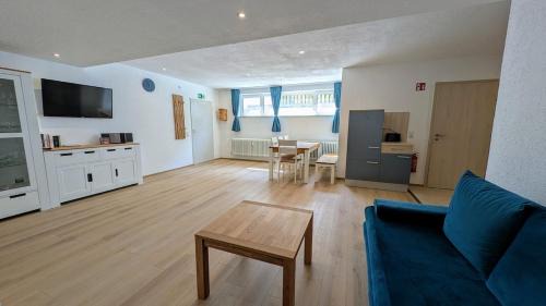 Dinkelsbuehl Apartment | Zentrumsnahe, ruhige Souterrainwohnung AlBaggers