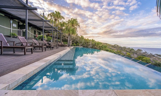 Agnes Water House | Relax at Zephyr - Sunrise with Oceanfront Views