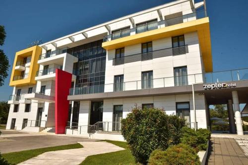 Bosanska Dubica Hotel | Discover Zepter Hotel: 4-Star Oceanfront Retreat with Spa
