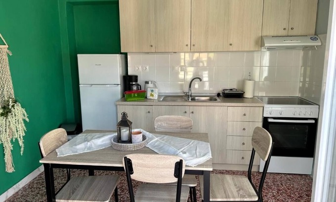 Nei Pori Apartment | Pet-Friendly Retreat at Zeusplace Akti Platamonas