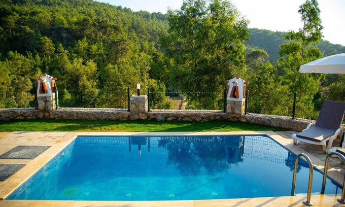 Ula Villa | Relaxing Zeytin Gokce Rentals with Pool and Pet-Friendly Options