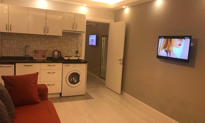 Bakırkoy Apartment | Child-Friendly Zeytin Suit: Perfect for Your Getaway