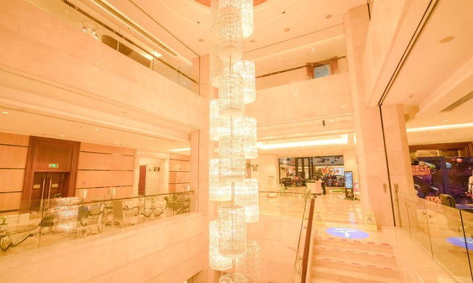 East District Hotel | Convenient Zhongshan Junchuang Century Hotel with Breakfast