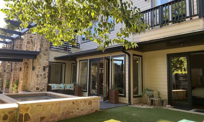 Barton Heights House | Ideal Zilker Park Retreat with Private Pool & Spa Amenities