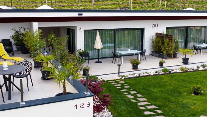 Termeno Sulla Strada del Vino Apartment | Oceanfront Retreat: Zilli Studio Apartments with 9.6/10 Rating