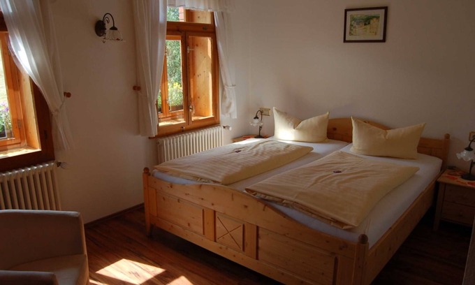Klingenthal Cottage | Cozy Stay at Berggasthaus & Pension Schöne Aussicht