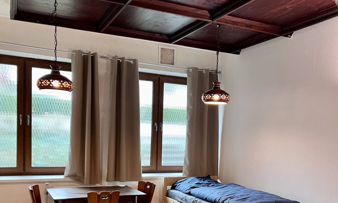 Weinbach House | Zimmer am Hahn