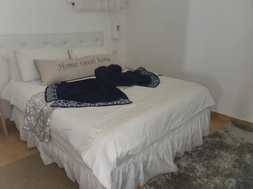 Neot HaKikar Cabin | Discover Zimmer Belev HaKikar by the Dead Sea – Rated 10/10