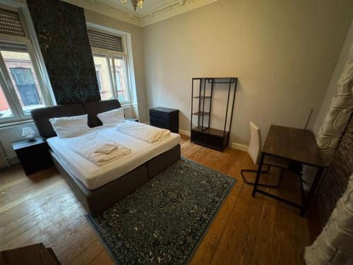 Kaiserslautern House | Pet-Friendly Rooms with Pool Access in Kaiserslautern