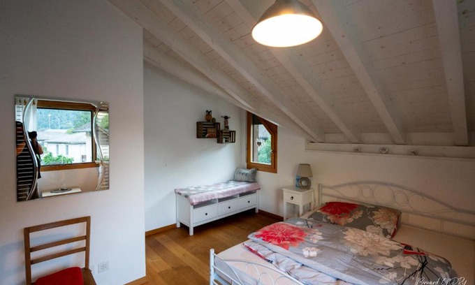 Mollis Bed & Breakfast | Oceanfront Room with Private Bathroom – Guest Rated 9.9/10