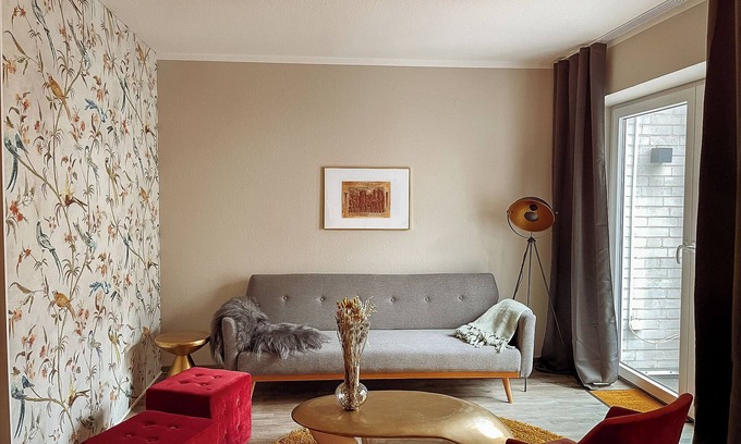 Oldenburg Apartment | Designer Apartment in City Center - Zimmerprinzen Awaits