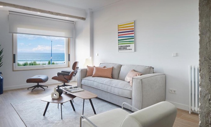 Gros Apartment | Oceanfront Zinemaldi Suite: Guest Rated 9.8/10