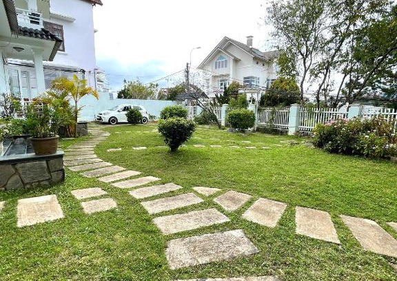 Phuong Villa | Top-Rated ZinZinVilla: Pet-Friendly with Breakfast Included