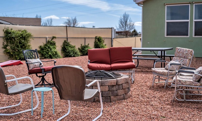 Kanab House | Zionab #A- Great backyard w/firepit, comfortable home