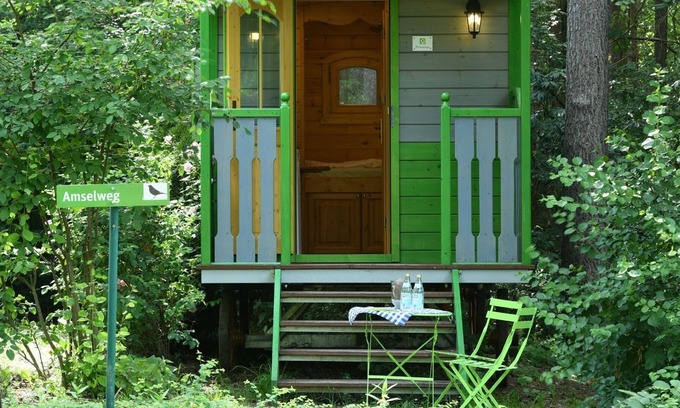 Pleinfeld Cabin | Zirkuswagen - Waldcamping Brombach