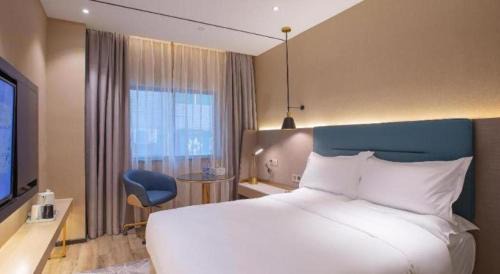 Central Business District Hotel | Convenient Stay at ZMAX Hotels Near Shenzhen Metro Station