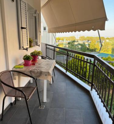 Paralia Porovitsis Apartment | Child-Friendly Zoe Akrata Apartment with Perfect Ratings