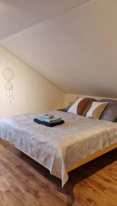 Bad Arolsen Apartment | Family-Friendly Retreat at Zum weißen Stein - Rated 9.6/10