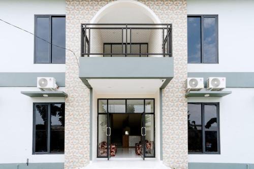 Tegal Hotel | Zumo Home Tegal Mitra RedDoorz