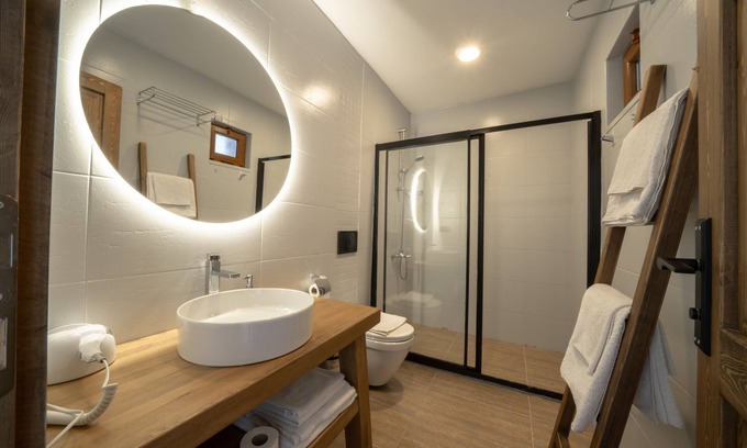 Cirali Villa | Experience Oceanfront Bliss at Zumrut Cirali Butik Otel