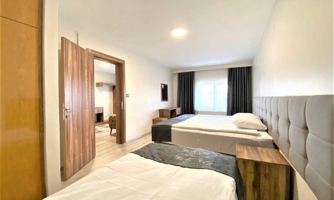 Melikgazi Hotel | Elegant Zumrut Palas Hotel: Guest Rated 9.4/10 & Family Friendly