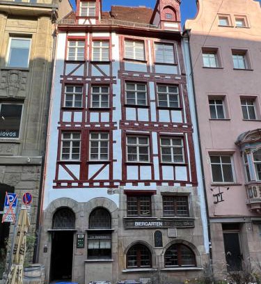 Nuremberg Old Town House | Family-Friendly Retreat at Zur Baumwolle Suites