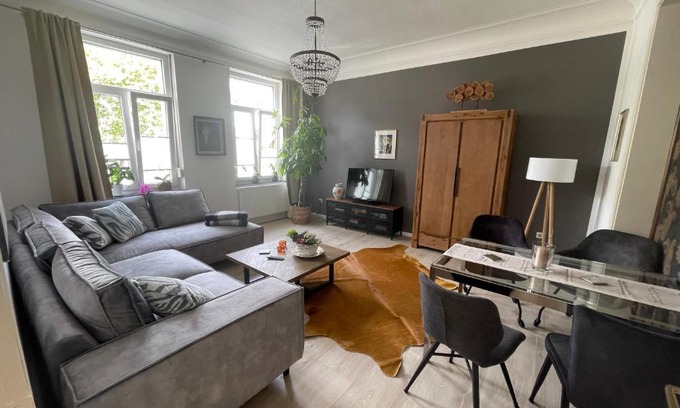 Stolberg Apartment | Relax at "Zur Erholung" in Jugendstilvilla Sonnenschein