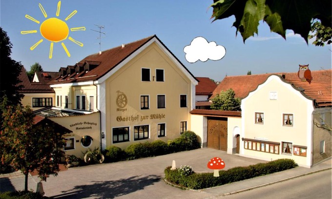 Hartkirchen House | Discover Zur Mühle: Family-Friendly Stay with Dining